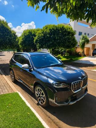 BMW X1 2.0 16V TURBO GASOLINA SDRIVE20I X-LINE STEPTRONIC BMW X1 2.0 16V TURBO GASOLINA SDRIVE20I X-LINE STEPTRONIC